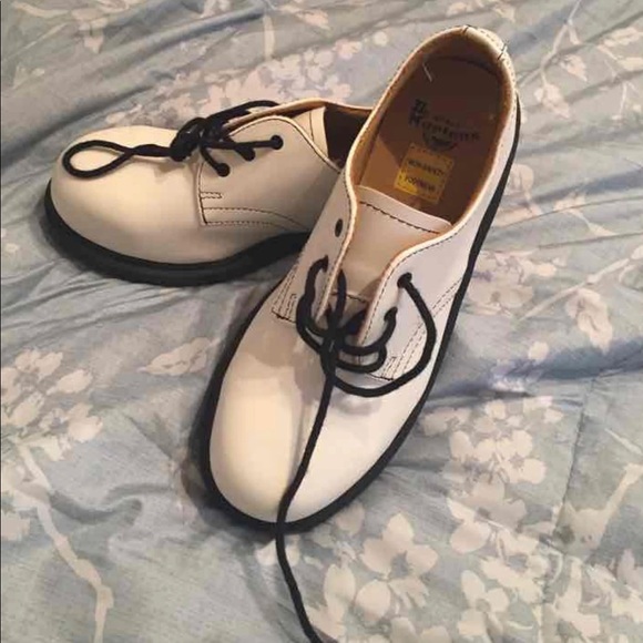 NWO Box - Picture 2 of 2